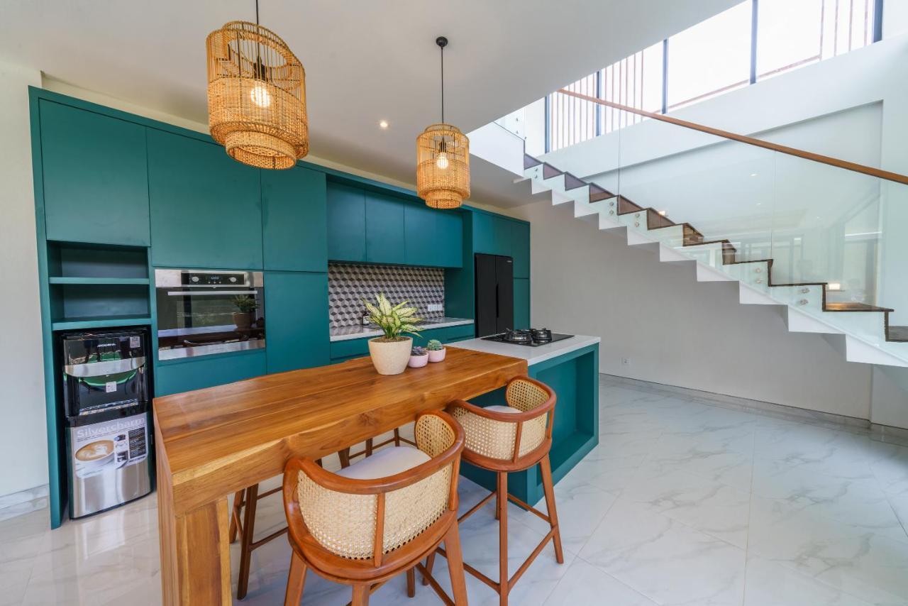 Villa Besso Padonan - Modern & Minimalist 2Br Villa In Canggu! Екстер'єр фото